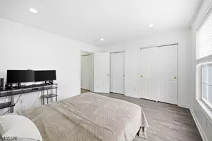 216 Barringer Dr, Nutley, NJ 07110 - Photo 25