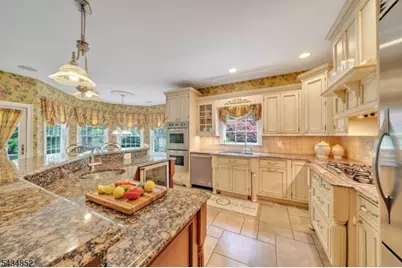 6 Princess Ct, Jefferson Township, NJ 07438 - Photo 11