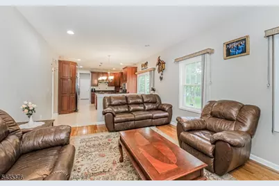 111 Delmonico Ave, Franklin Township, NJ 08873 - Photo 19