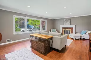 46 Londonderry Wy, Summit, NJ 07901 - Photo 13