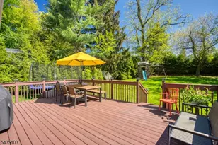 46 Londonderry Wy, Summit, NJ 07901 - Photo 23
