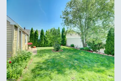 610 Laurita St, Linden, NJ 07036 - Photo 23