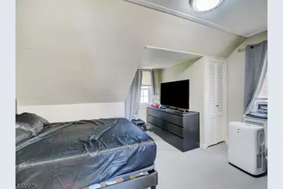 610 Laurita St, Linden, NJ 07036 - Photo 15