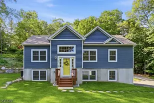 461 Westbrook Rd, Ringwood, NJ 07456 - Photo 1