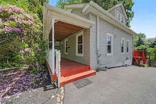715 Cornelia St, Boonton Town, NJ 07005 - Photo 3