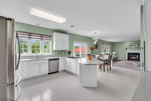 27 Music Mountain Blvd, West Amwell Township, NJ 08530 - Photo 9