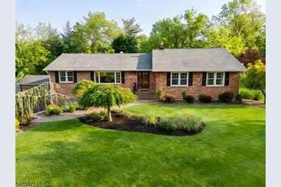 31 Samuel Dr, Raritan Township, NJ 08822 - Photo 1