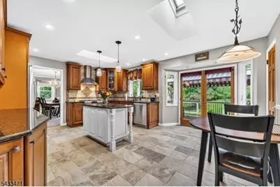 31 Samuel Dr, Raritan Township, NJ 08822 - Photo 15