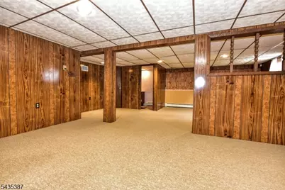 8 Royal Ave, Hawthorne, NJ 07506 - Photo 27