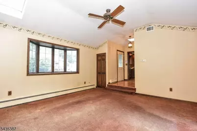 8 Royal Ave, Hawthorne, NJ 07506 - Photo 11