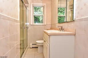8 Royal Ave, Hawthorne, NJ 07506 - Photo 25