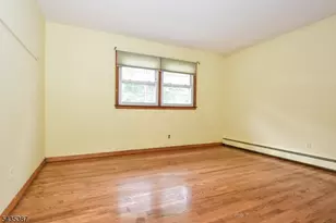 8 Royal Ave, Hawthorne, NJ 07506 - Photo 13