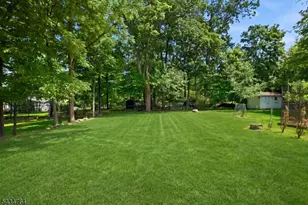 12 Lee Rd, Livingston, NJ 07039 - Photo 19