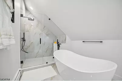 12 Lee Rd, Livingston, NJ 07039 - Photo 11