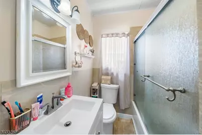 1058 Fanny St, Elizabeth, NJ 07201 - Photo 17