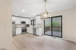 11196 Dell Pl, Stanhope, NJ 07874 - Photo 11
