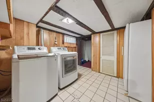 562 Valley Rd, Clifton, NJ 07013 - Photo 29