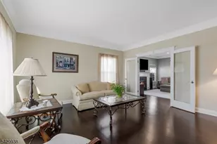 6 Sally Ct, Bridgewater Twp., NJ 08807 - Photo 7