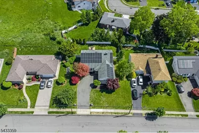 32 Brantwood Pl, Clifton, NJ 07013 - Photo 33