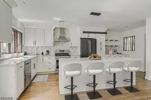 32 Brantwood Pl, Clifton, NJ 07013 - Photo 11