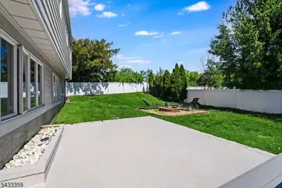 32 Brantwood Pl, Clifton, NJ 07013 - Photo 25