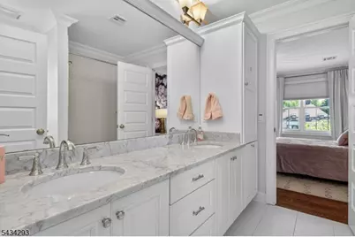 921 Harding St, Westfield, NJ 07090 - Photo 33