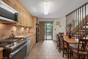 108 Westgate Dr, Edison, NJ 08820 - Photo 9
