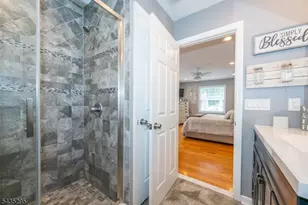 136 Redwood Ave, Wayne, NJ 07470 - Photo 29