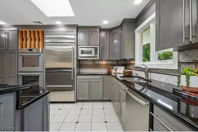 154 Brentwood Dr, South Orange, NJ 07079 - Photo 15