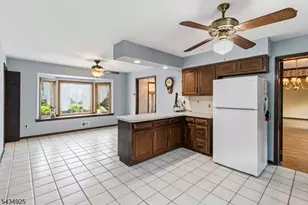 5 Twinbrooks Trail, Chester, NJ 07930 - Photo 9
