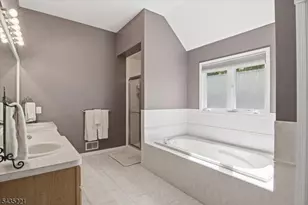 7 Natures Ct, Mount Olive, NJ 07836 - Photo 23
