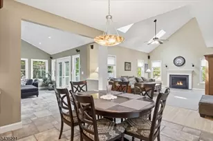 7 Natures Ct, Mount Olive, NJ 07836 - Photo 9