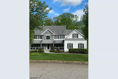 7 Natures Ct, Mount Olive, NJ 07836 - Photo 1
