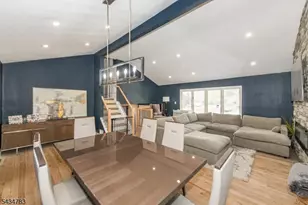 319 Winifred Dr, Totowa, NJ 07512 - Photo 7
