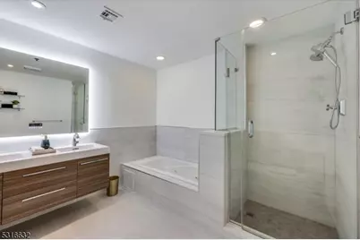 1100 Clinton St #101, Hoboken, NJ 07030 - Photo 23