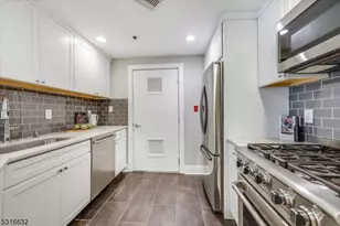 1100 Clinton St, Hoboken, NJ 07030 - Photo 11