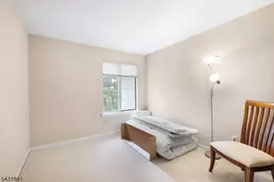 33 Crestmont Rd, Bedminster Township, NJ 07921 - Photo 13