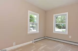 52 Central Ave, Butler, NJ 07405 - Photo 9