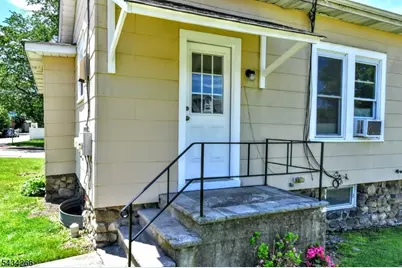 52 Central Ave, Butler, NJ 07405 - Photo 3