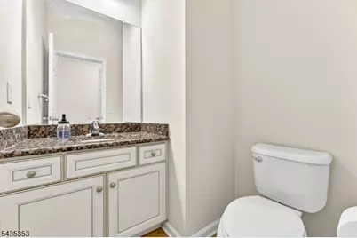 84 Autumn Ln, Montgomery Township, NJ 08558 - Photo 15