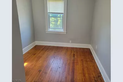 320 Hillside Ave, Hillside, NJ 07205 - Photo 7