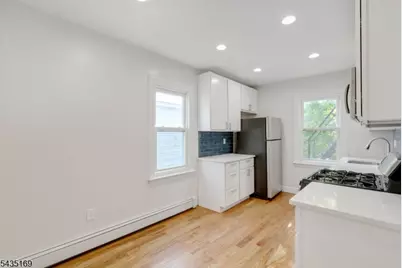 161 Ashland Ave Unit 2, Bloomfield, NJ 07003 - Photo 7