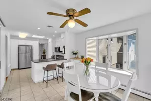 31 Monhegan Ave, Wayne Twp., NJ 07470 - Photo 15