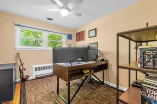 31 Monhegan Ave, Wayne Twp., NJ 07470 - Photo 29