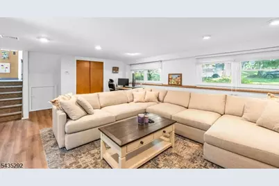 31 Monhegan Ave, Wayne Twp., NJ 07470 - Photo 41
