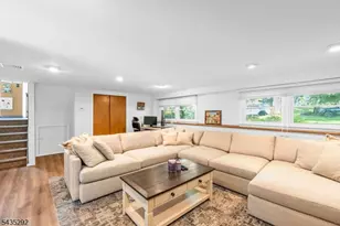 31 Monhegan Ave, Wayne Twp., NJ 07470 - Photo 41