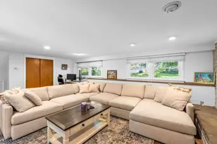 31 Monhegan Ave, Wayne Twp., NJ 07470 - Photo 31