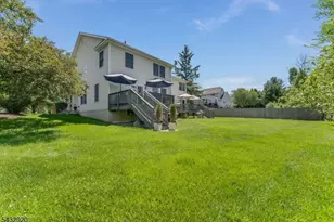 34 Pond Ridge Dr, Clinton, NJ 08809 - Photo 37