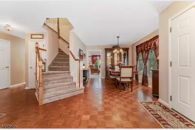 34 Pond Ridge Dr, Clinton, NJ 08809 - Photo 5