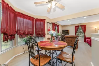 34 Pond Ridge Dr, Clinton, NJ 08809 - Photo 15